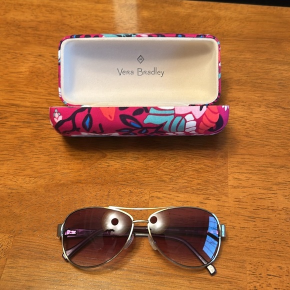Vera Bradley women’s sunglasses and matching case. The frame is a light gold. - Picture 3 of 17